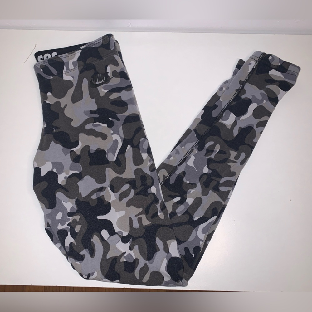 NIKE LEGGINGS